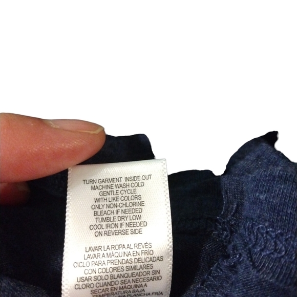 One World Navy Criss Cross V Neck Minimalist Style 3/4 Sleeved Soft NWT Top XS - Picture 10 of 10